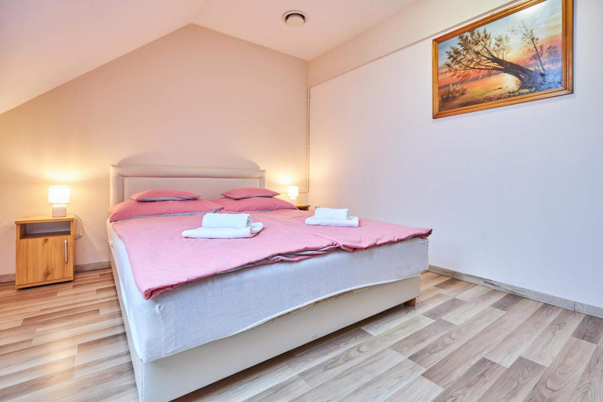 ADA Apartmanház Hajdúszoboszló Exterior foto