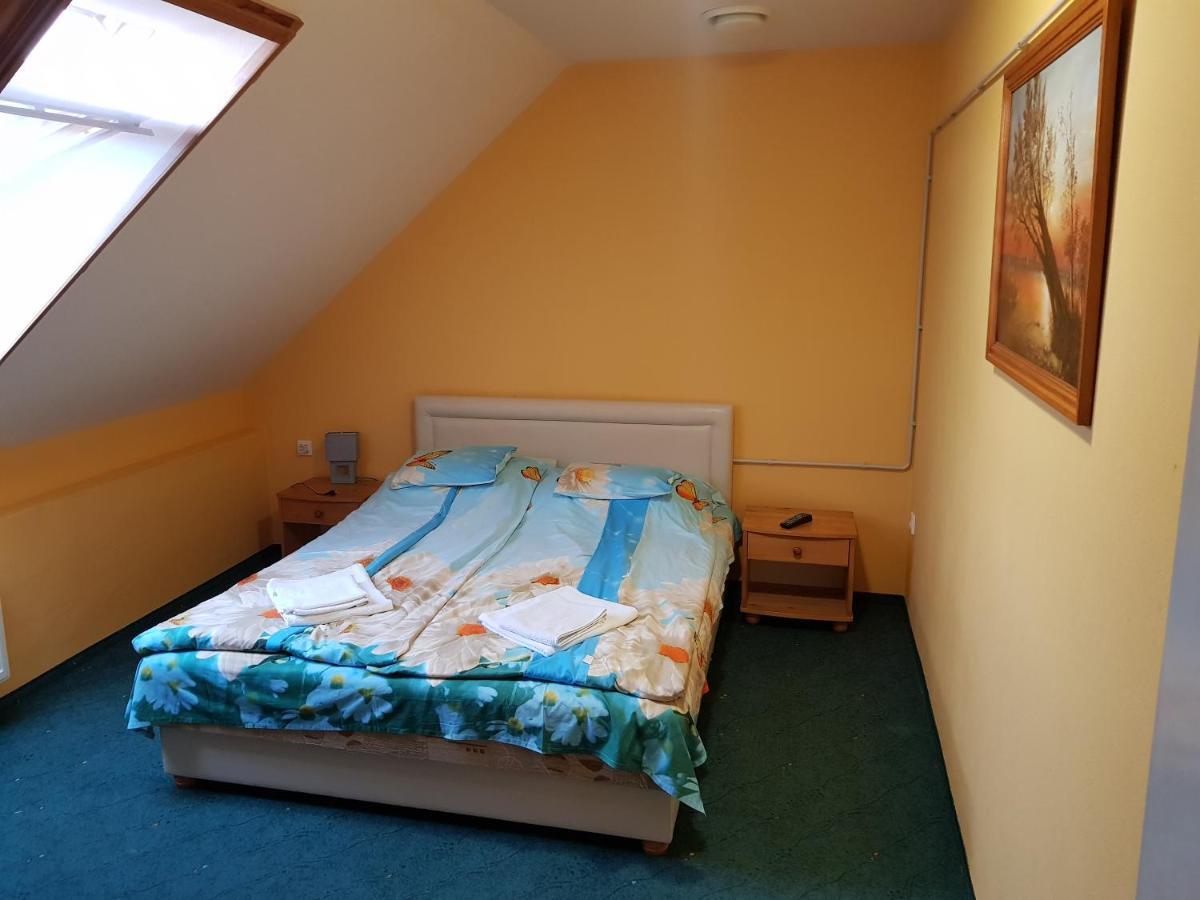 ADA Apartmanház Hajdúszoboszló Exterior foto